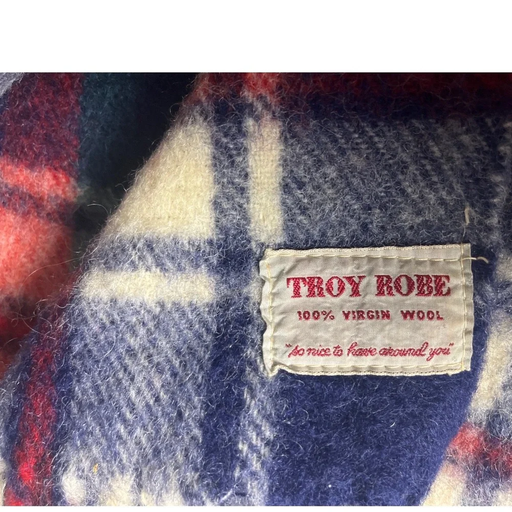 Troy Robe vintage troy
